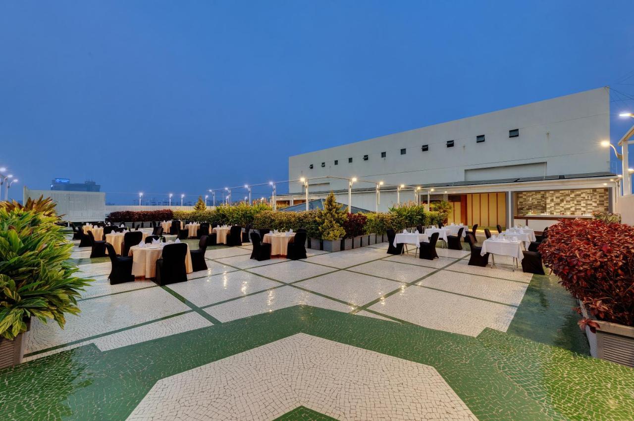 E Square The Fern, Hotel Pune