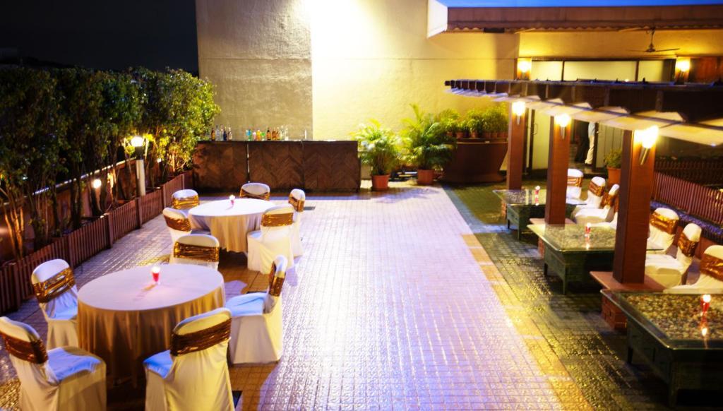 Hotel E Square The Fern, 3*