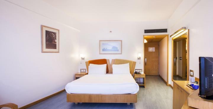 Hotel E Square The Fern, Pune